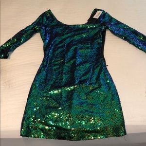 Green mini sequin dress